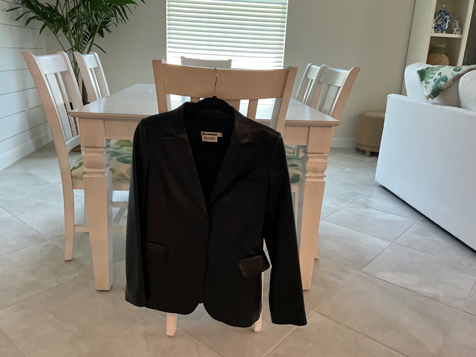 blazer - image 2