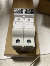 Eaton CHCC2DIU  2 Pole Fuse Holder Bussmann Series 600V 30A 50/60Hz  Indicater