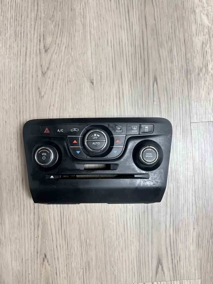 2011-2014 DODGE ЗАРЯДНОЕ УСТРОЙСТВО AC НАГРЕВАТЕЛЬ КОНТРОЛЬ КЛИМАТ-КОНТРОЛЬ КОНТРОЛЬ ТЕМПЕРАТУРЫ - Изображение 2 из 4