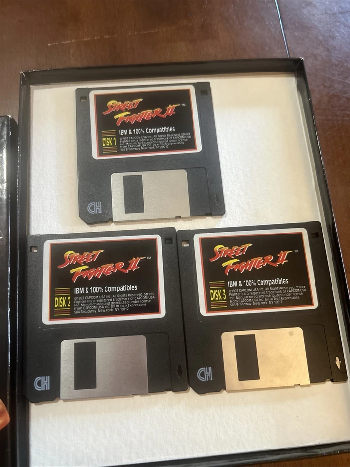 Street Fighter II 2 3.5” IBM floppy big box PC game complete. Vintage gaming - Image 2 of 2