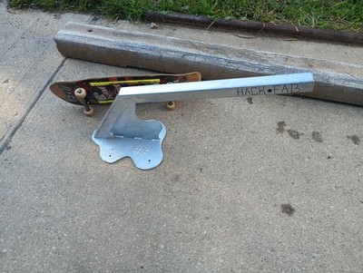 HACK FAB Get bent skateboard grind rail polejam