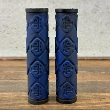 Vintage WTB Mountain Grips Blue Wilderness Trail Bikes MTB Mountain Bike 90s