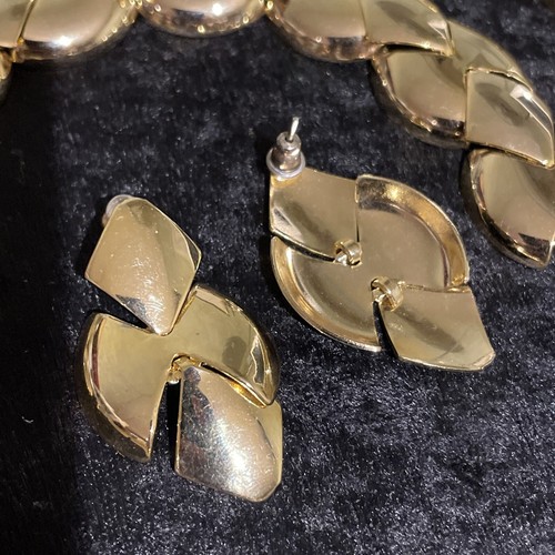 Vintage Choker Necklace 16 ”Studded Earrings Bracelet 7 ”Jewelry Set Gold Tone - Picture 10 of 13