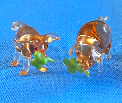 2 Pink Glass Lampwork Pig Figurines Miniatures Corkscrew Tails Four Leaf Clovers