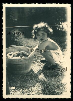 Girl Has Her Toy in a Zinc Tub 1933s - Photo 6x9cm