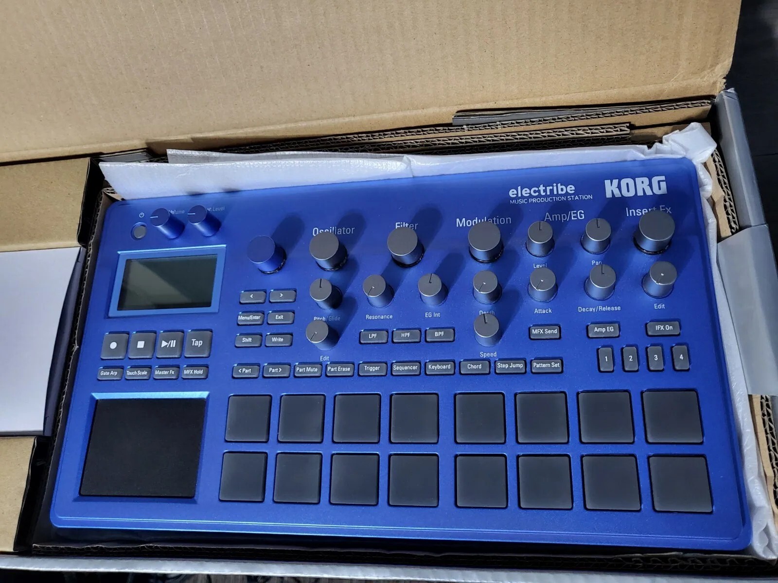 Electribe Music Production Station with V2.0 Software & Power