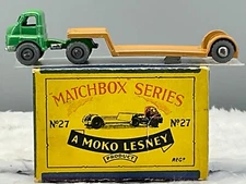 Moko lesney Matchbox#27A Bedford low loader,1956 N,Mint in B box all orig,N.O.S