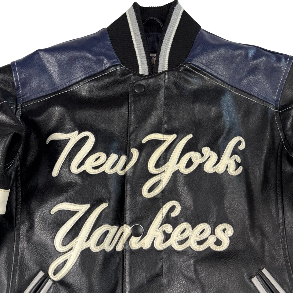 New York Yankees MLB Varsity Bomber Jacket Size Small (8-10) Baseball Licensed - Image 3 of 4