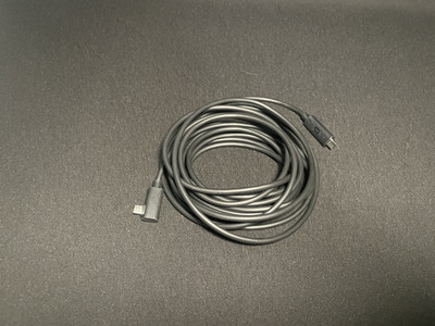 16  Quest Link Cable