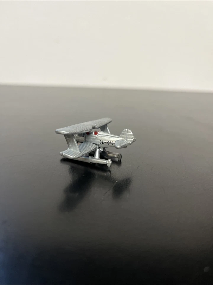 Micro Machines James Bond 007 Biplane 1995 Galoob E4 - Image 2 of 4