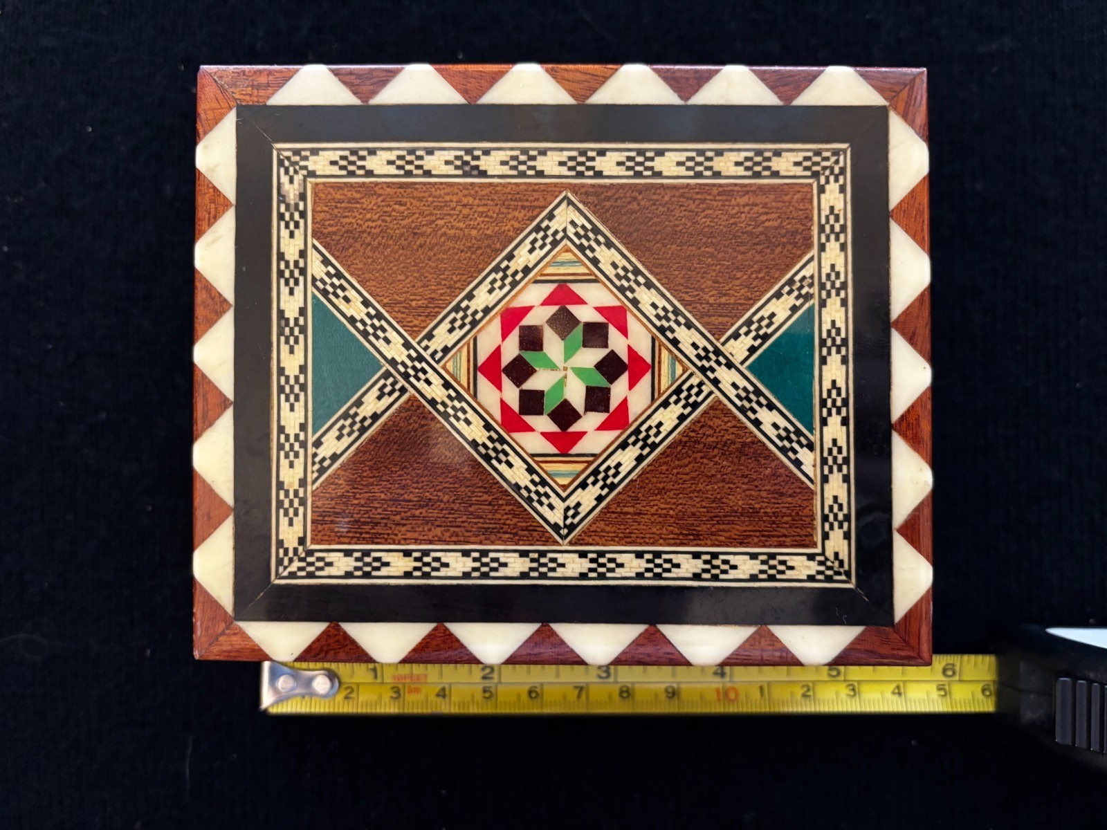 Vintage 5" Inlaid Mosaic Wood Box Marquetry Trinket Box with Geometric Pattern