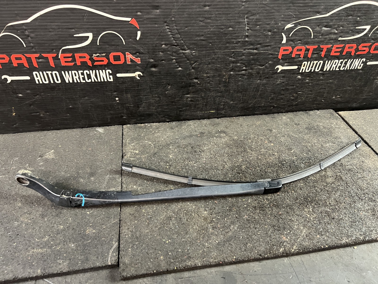 07-12 BENTLEY CONTINENTAL GTC LEFT & RIGHT WINDSHIELD WIPER ARMS