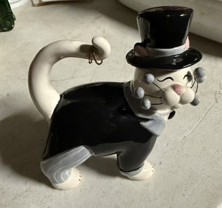 Amy Lacombe WhimsiClay cat figurine “Stepping Out" or "Cherish Groom".