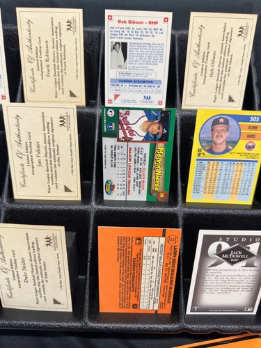 Autographed Sports Cards - 13 Items - Palmer, Robinson, Sato - Picture 13 of 15