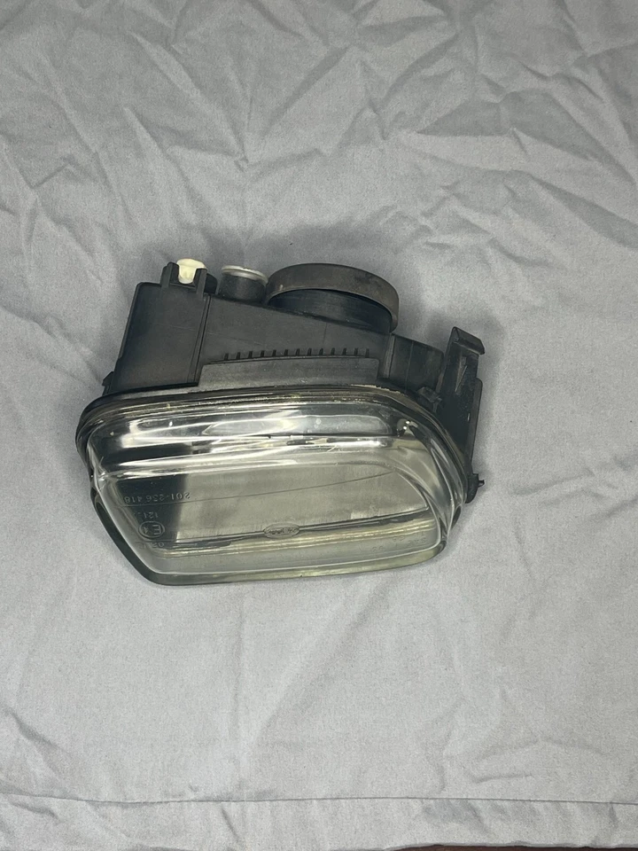 Jaguar XJ6 XJ12 XJR 1995 1997 pasajero lado derecho luz antiniebla OEM DBC11016 Foto 2 de 4