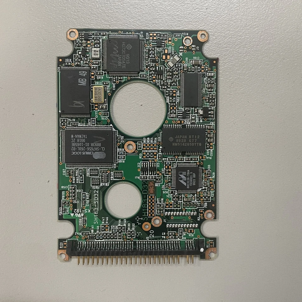 Hitachi DK229A-10 2.5" ATA/33 HDD PCB Board SH183-A332 6745BZ9007A - Image 3 of 4