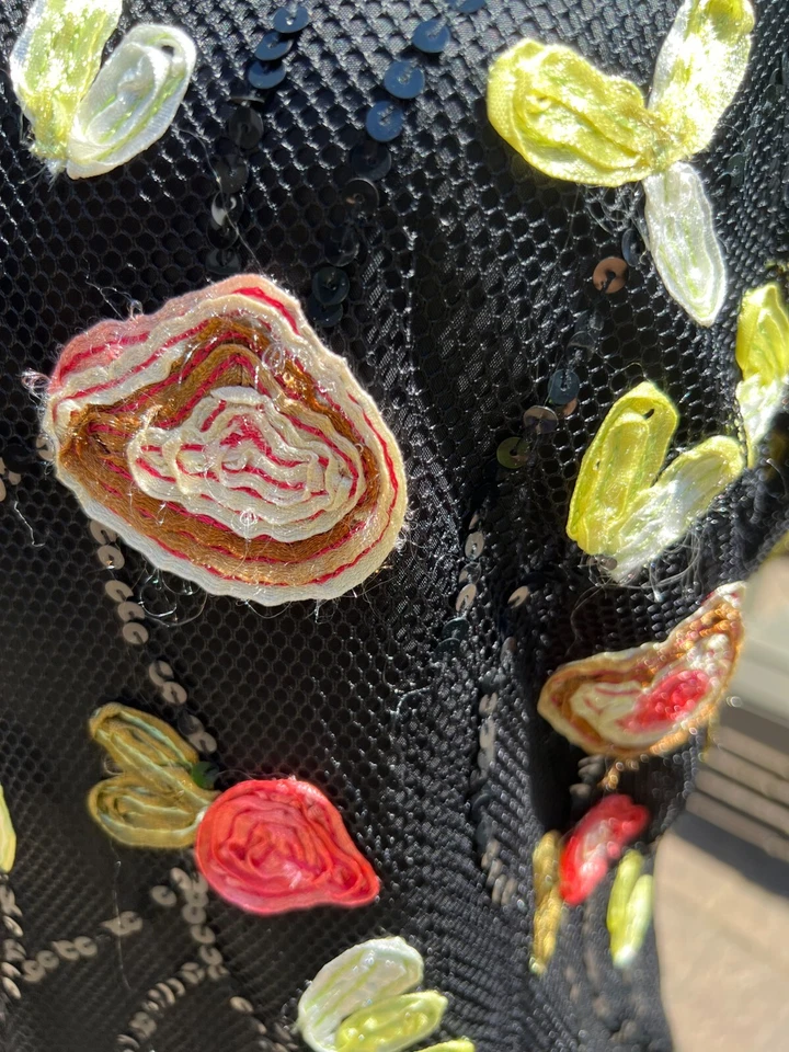 Top sin mangas JS Boutique negro con cuentas y adornado para mujer talla 12 hecho en Canadá Foto 4 de 4