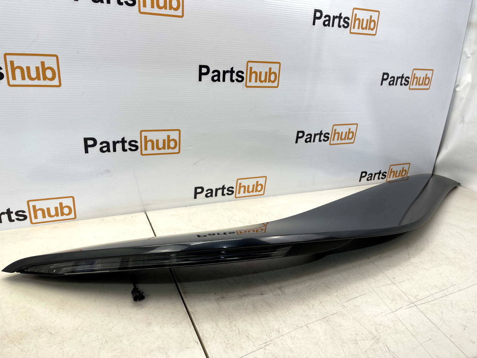 2014-2020 BMW i8 I12 Coupe Rear Right Passenger Side Molding Panel Turn Signal