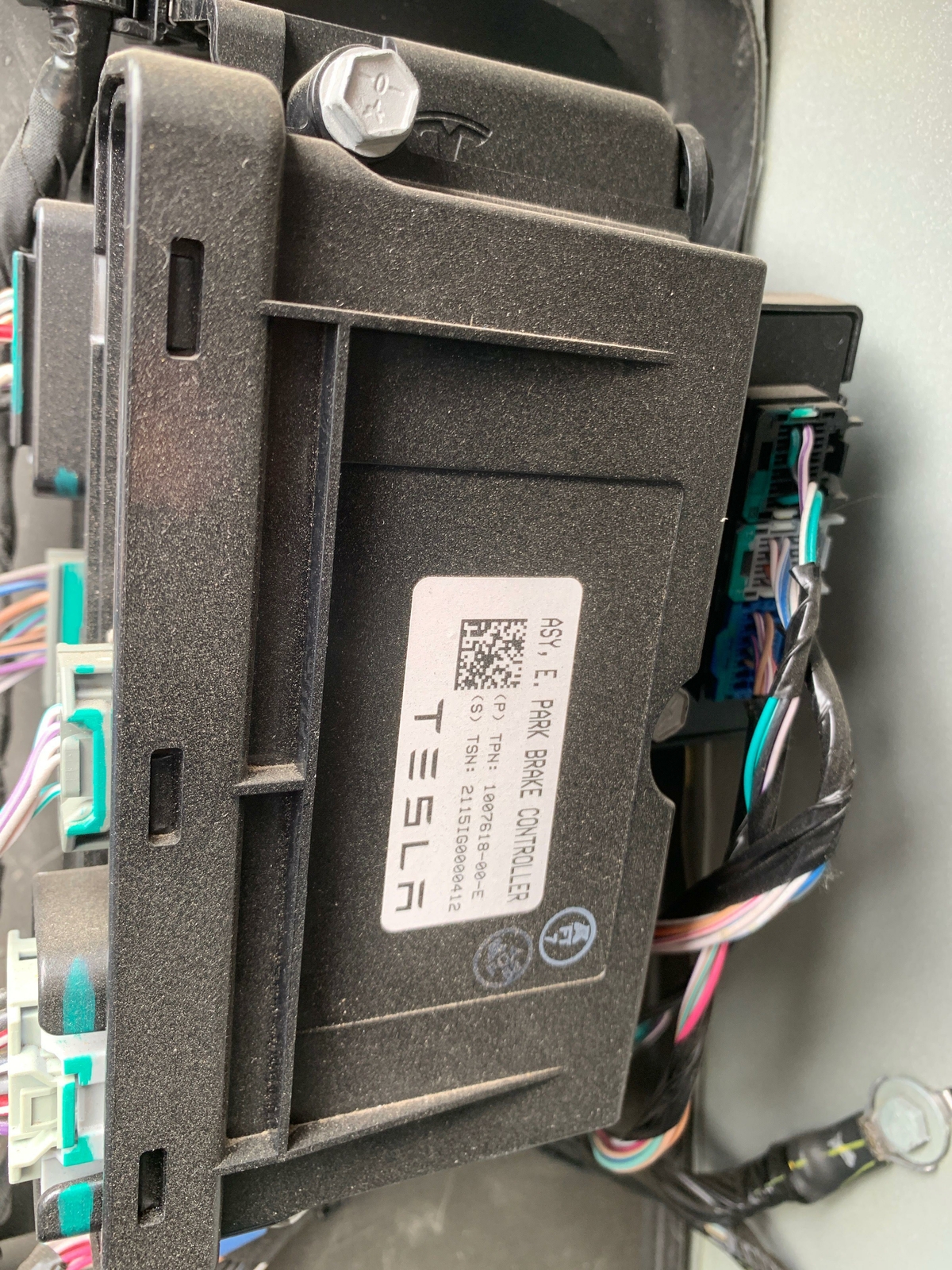 Tesla Model S Parking Brake Controller Unit 100761800E eBay