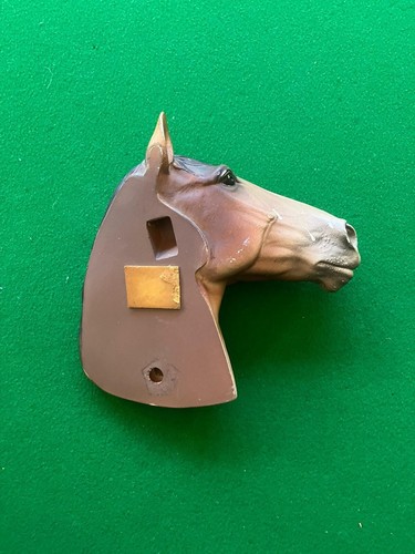 Resin Horse Head Wall Decor - Add a Touch of Elegance to Your Home! - Picture 4 of 4