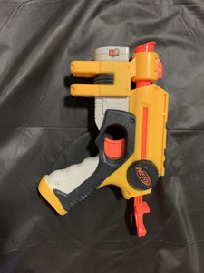 nerf gun with laser light