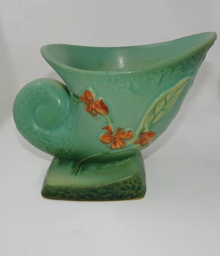 Roseville Bittersweet Green 1951 Mid Century Modern Cornucopia Vase 857-4 -EC