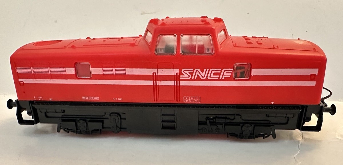 LIMA HOSCALE新幹線鉄道模型セット ITALY 5512PJ Lima HO 105101T SNCF Train Set & Track Extension Set A