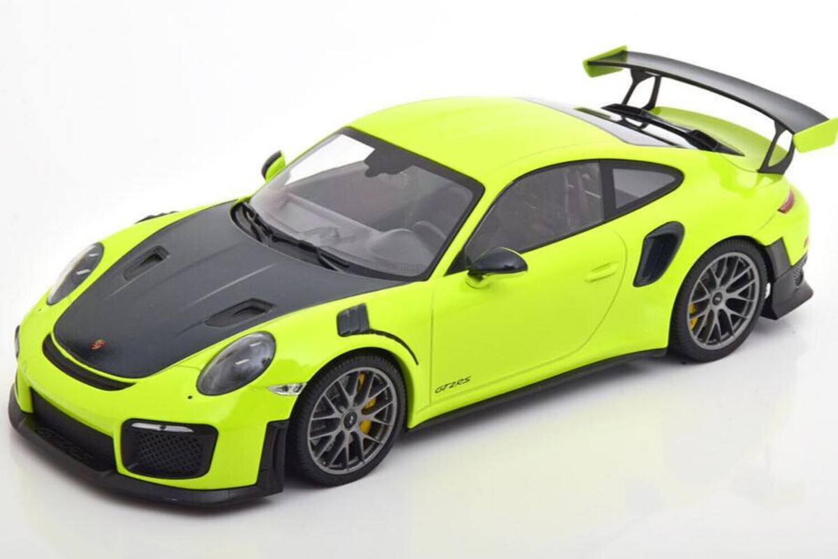 Minichamps 2018 Porsche 911 991.2 GT2 RS Acid Green w Minichamps 2018 Porsche 911 991.2 GT2 RS Acid Green w