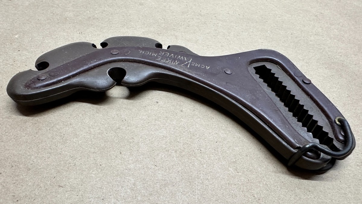 Carquois ACME Kwikee Kwiver Pour Arc Long Traditionnel - Marron - Ambidextre - Occasion