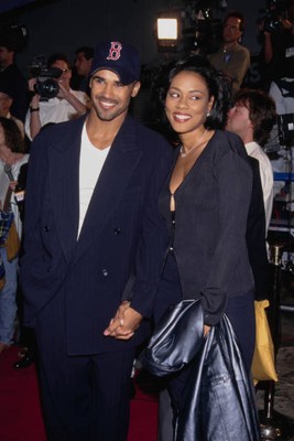 Shemar Moore American actress Lela Rochon at the Westwood premier- 1996 Photo 1