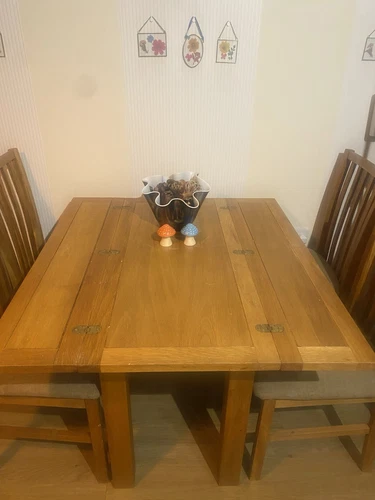 Dining Table with 4 x Chairs