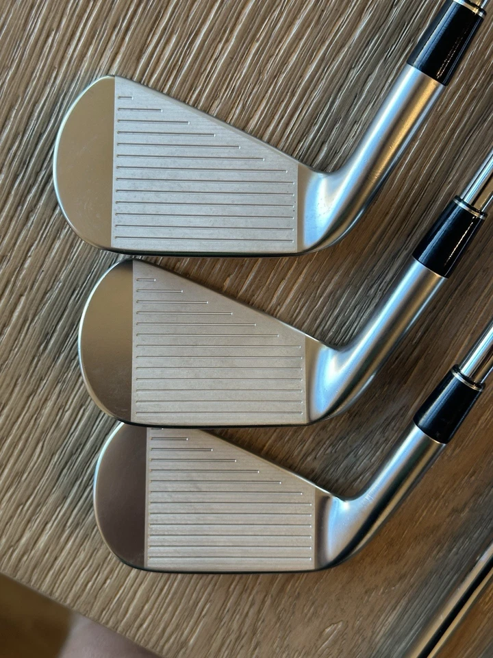 Combo hierros Srixon Zxi 5 Zxi 7 2025, diestro, 4-PW, Modus Tour 105 X rígidos Foto 4 de 4