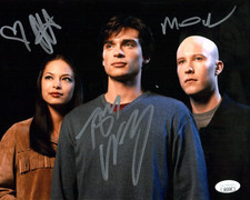 Smallville 8x10 Photo Cast x3 Signed Kreuk Rosenbaum Welling JSA Certified Auto
