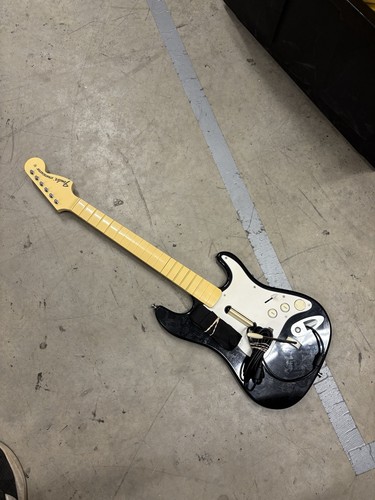 Harmonix Rock Band (822152) Fender Stratocaster Guitar - Wired USB Xbox