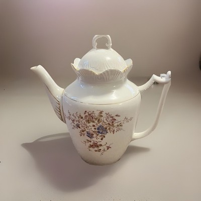 German Democratic Republic Kahla Vintage Porcelain Tea Pot