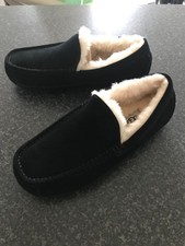 UGG Men's Ascot Slipper, Black, Uk 6