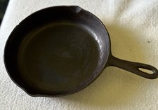 Cast Iron Skillet Frying Pan No 8 Black 10.5โ Made In USA
