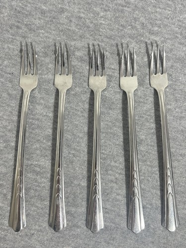 Vintage Ekco Stainless Seafood Cocktail Forks Set 5 Mid Century Modern USA Flatw - Picture 2 of 9