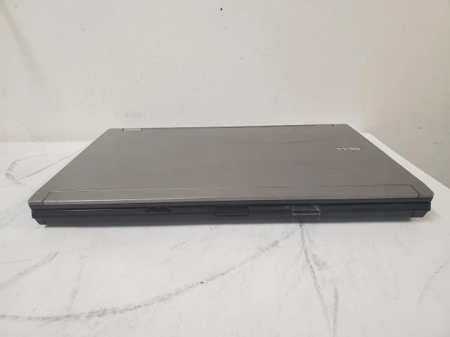 Dell Latitude E6510 Intel Core i3 M 370 2.4GHz 4096MB Laptop No HDD Case Damage - Image 4 of 4