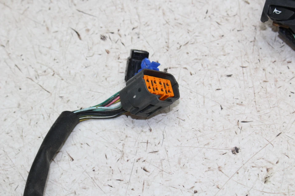 2016 SUZUKI GSXS1000F LEFT HORN SIGNALS SWITCH  - Image 2 of 4