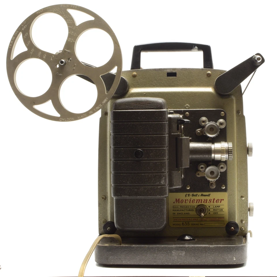G. B. PROYECTOR DE PELÍCULA BELL & HOWELL MOVIEMASTER 635 8mm Foto 3 de 4