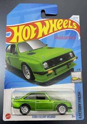 HOT WHEELS MINT SUPER TREASURE HUNT FORD ESCORT RS2000 STH