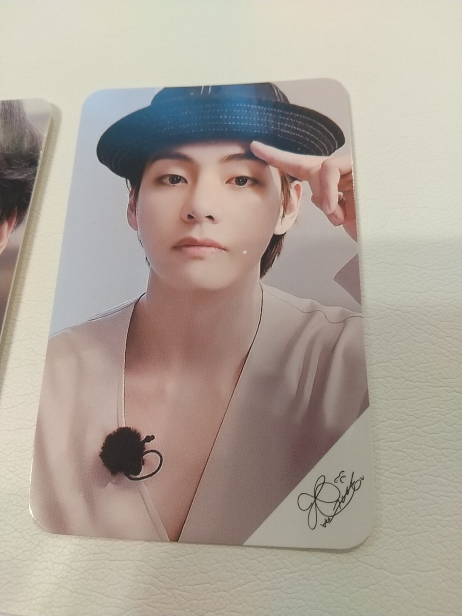 BTS 2020 MAP OF THE SOUL ON:E V Taehyung Official Photo card + 5