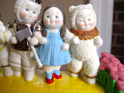 Department 56 Snowbabies Wizard of Oz YELLOW BRICK ROAD Figurine 2013 NIB - Picture 8 of 10