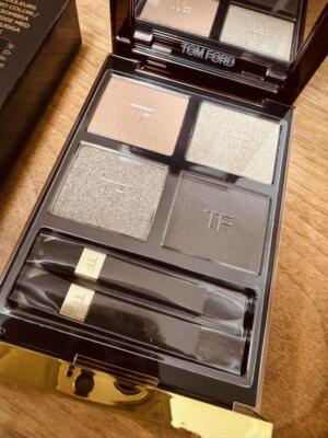 TOM FORD Eye Color Quad 35C 35CR Rose Topaz Makeup Cosmetics 0.31 oz/9g Unuesd