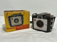 Vintage Classic "Brownie Holiday Flash" Kodak Camera Made in USA Untested