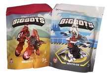 NIP Big Bots Smartlinks White-03, Red-04 Wendy  s Kids Meal Toy 2021 LOT