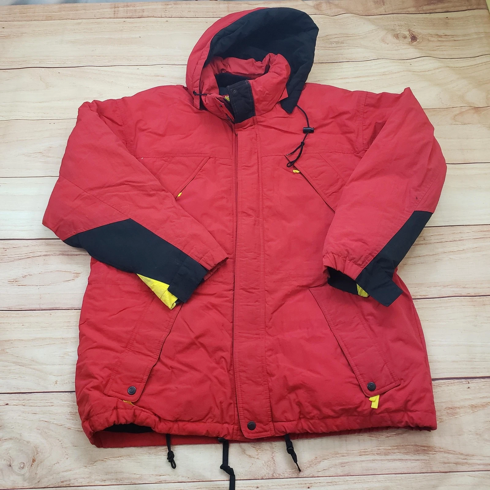 Vintage Marlboro Country Store Jacket Mens Large Red Down Hooded Ski Parka 90s