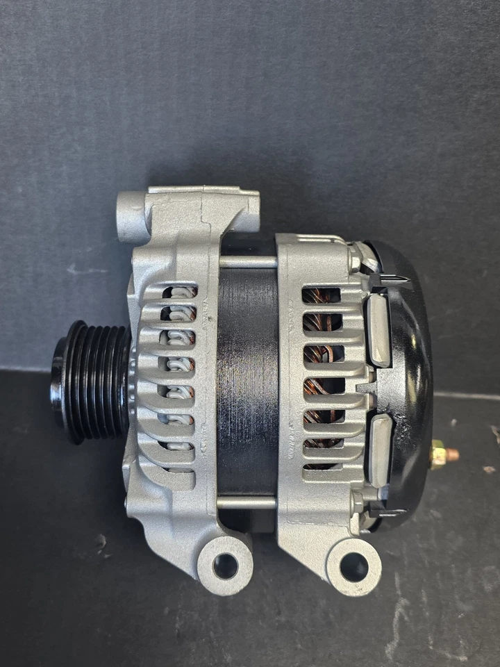 Alternador ProMaster 3500 V6 2014 a 2021 3,6 litros 180 amperios OEM Reman por casa rodante Foto 4 de 4