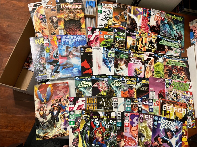 Modern Age Comic Lot 45+: VG/FN to FN+ Marvel/DC See Desc $9 Ship
